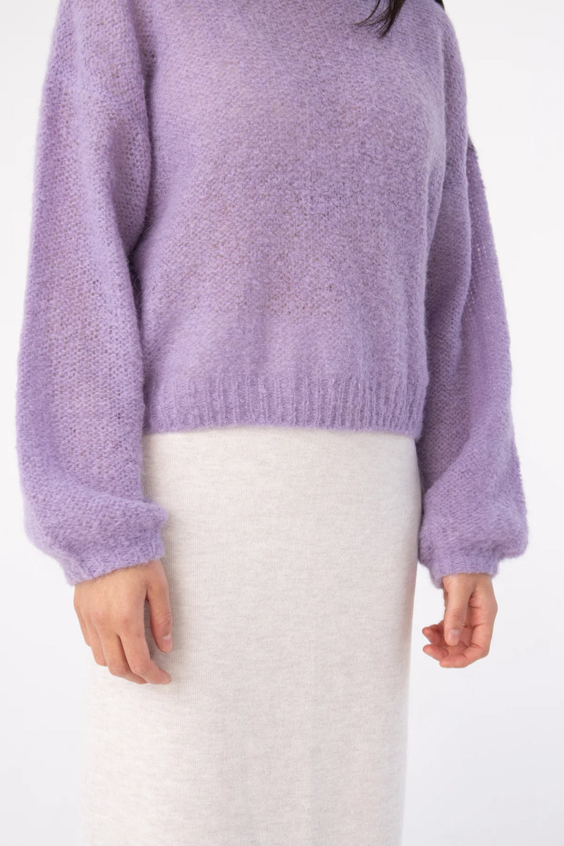 Gaia Crop Jumper - Lilac